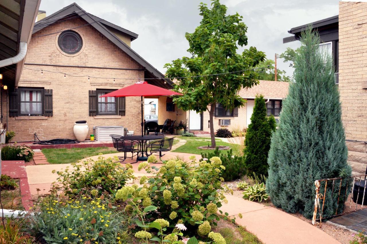 The Crest Motel Sterling Exterior photo